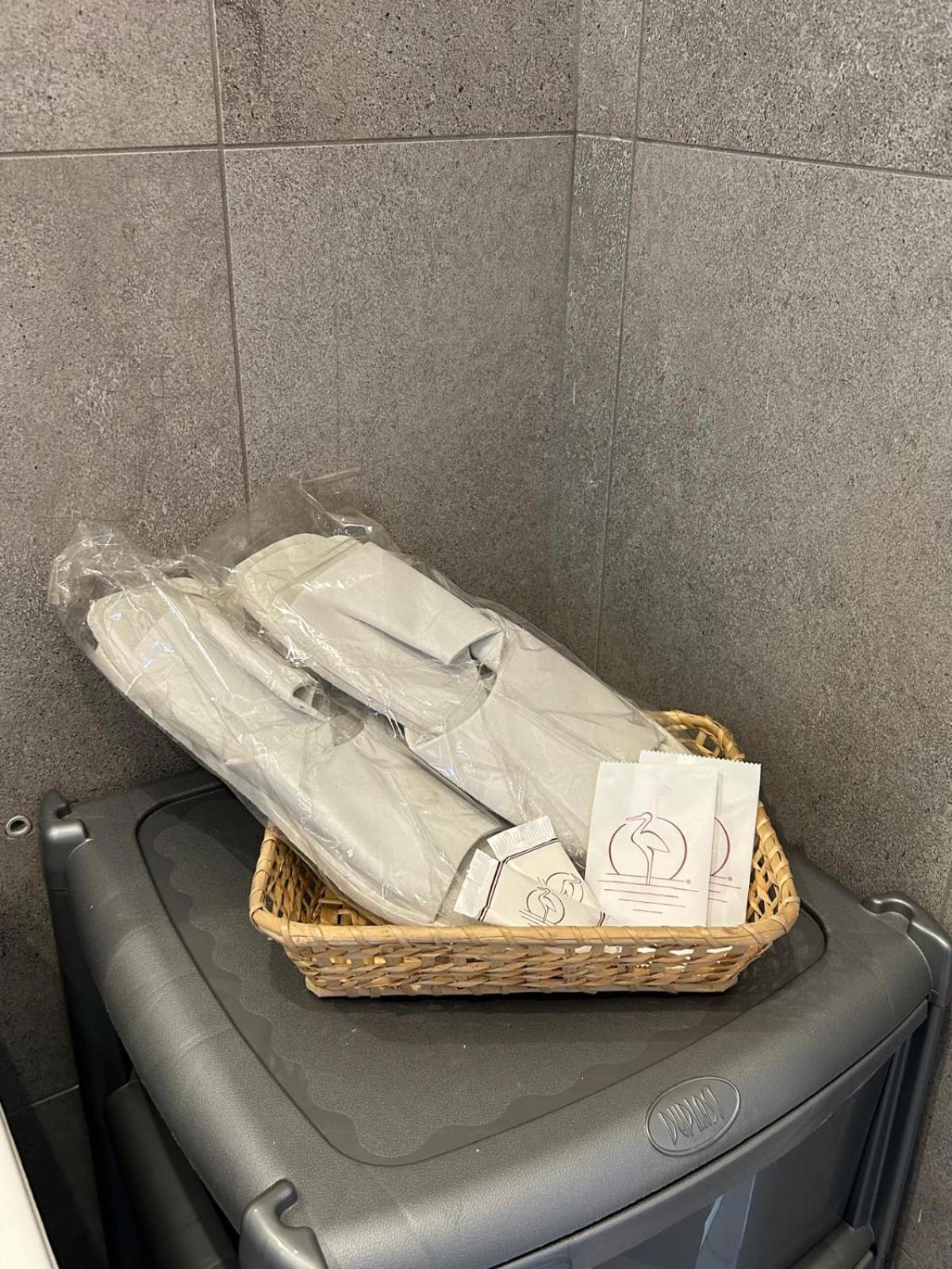 B&B Serangi - Il Piacere Di Sentirsi A Casa Cercola Esterno foto