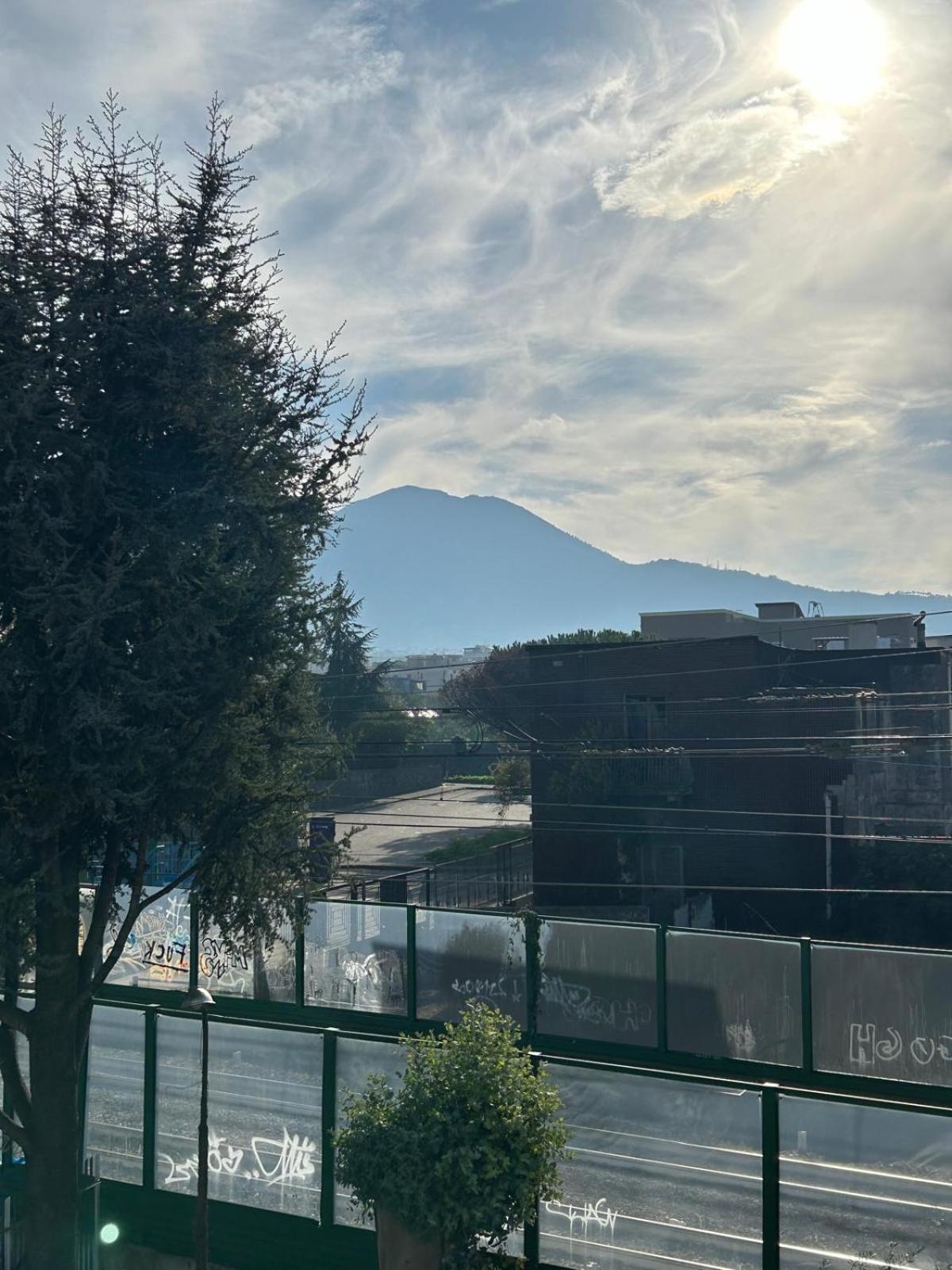 B&B Serangi - Il Piacere Di Sentirsi A Casa Cercola Esterno foto